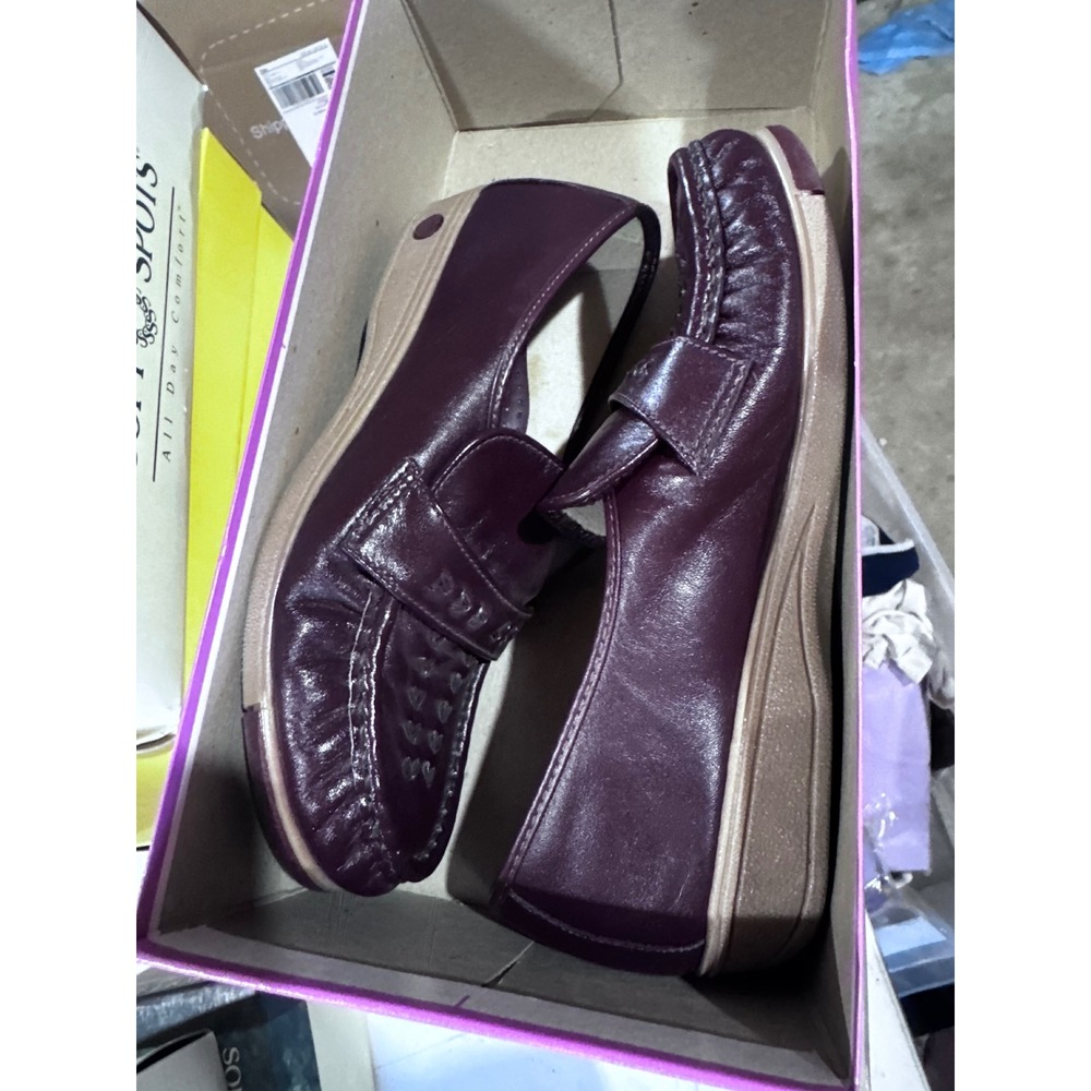 Soft Spots Venus Wine Burgundy Leather Wedge Loafers Shoes Womens 7.5 W 2189
